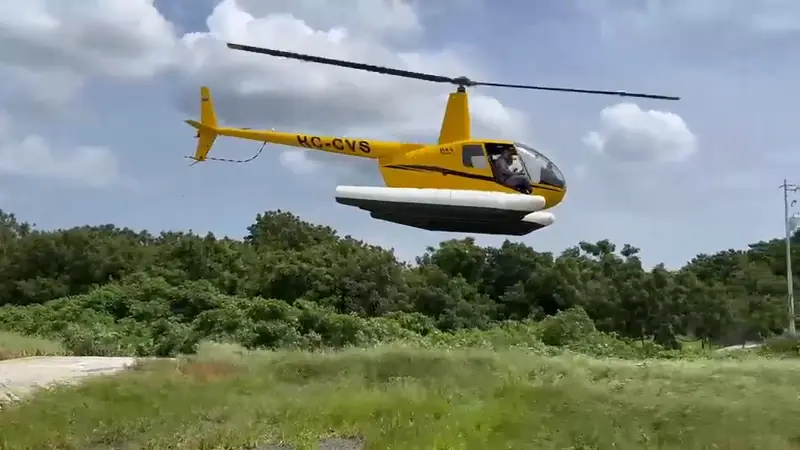 HC-CVS de perfil en vuelo a baja altura